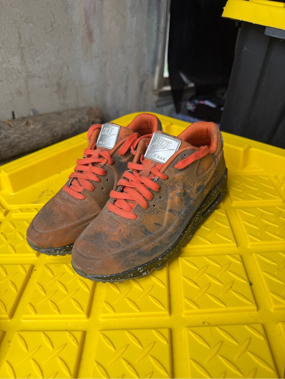 Nike Men’s Sneakers - Rust Orange with Coral Accents